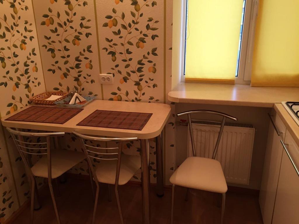 Pobeda 6 Apartamento Kremenchuk Exterior foto